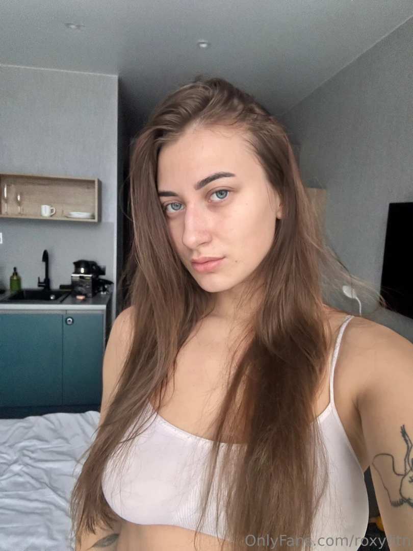 Do you like girls without makeup natural beauty 