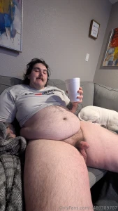 Ex jock eating in his old workout shirts wanna help me outgrow them part 1