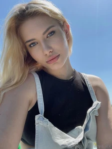 Do you prefer the ocean or the mountains