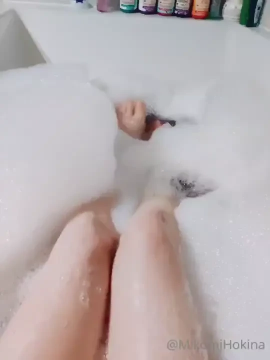 Splish splosh i just love baths 