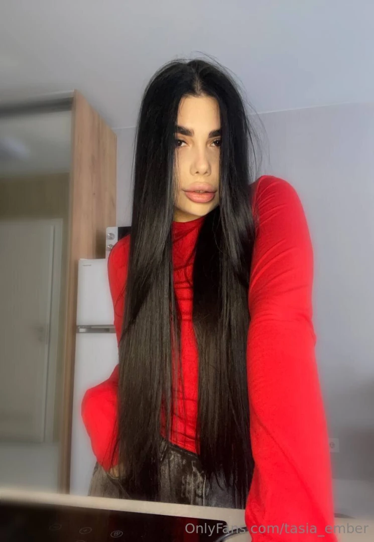 Mysterious and seductive she captivates with her grace and draws every 