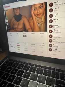 Your 2 fave muslim goddesses