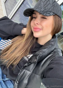 Mood cap in place vibe on maximum what mode are you in today - chill