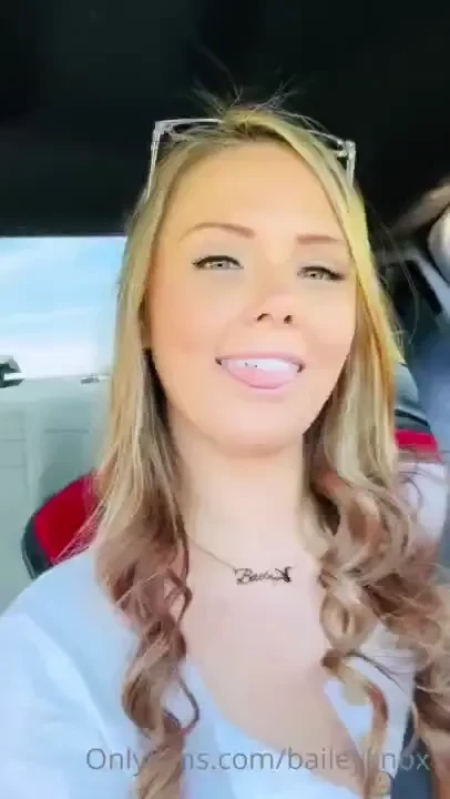Driving making dumb videos love you all lol 