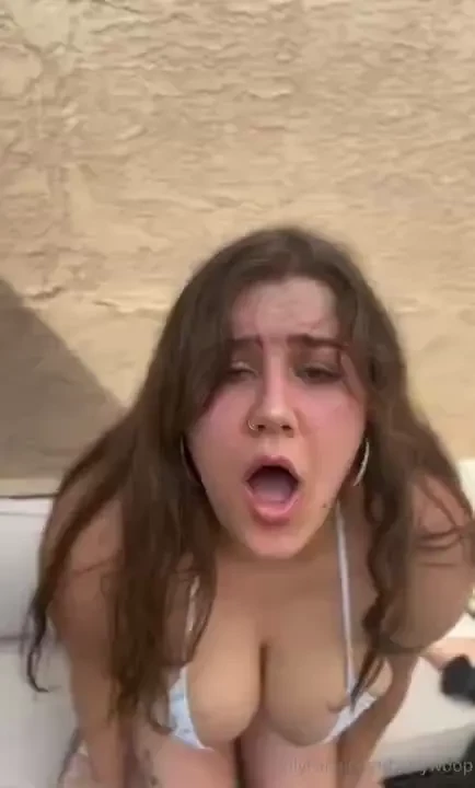 Sex by the pool relaxing trying to enjoy the sun and this big dick 