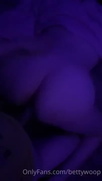 I know you love hearing my wet ass pussy 