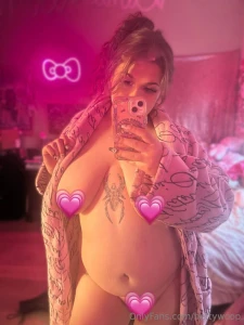 Can i seduce you click my name to subscribe bettywoopxxx bettywoopxxx