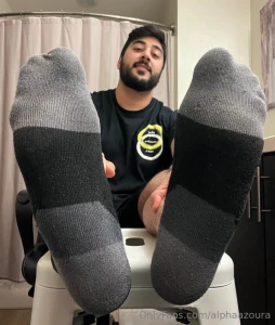 I am what you exist for loser get on your knees amp bow to my