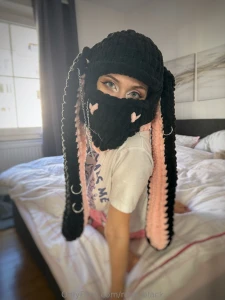 I know you probably want nudes but here are my eyes