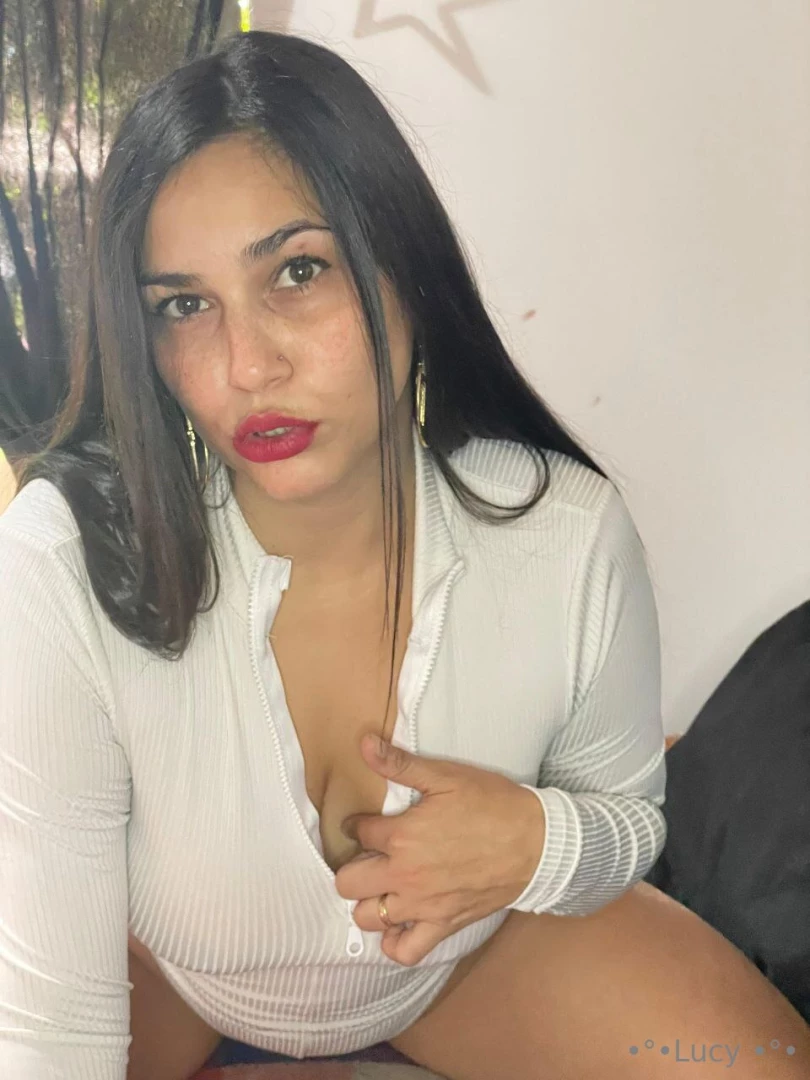 Sometimes i touch myself thinking that you are here 