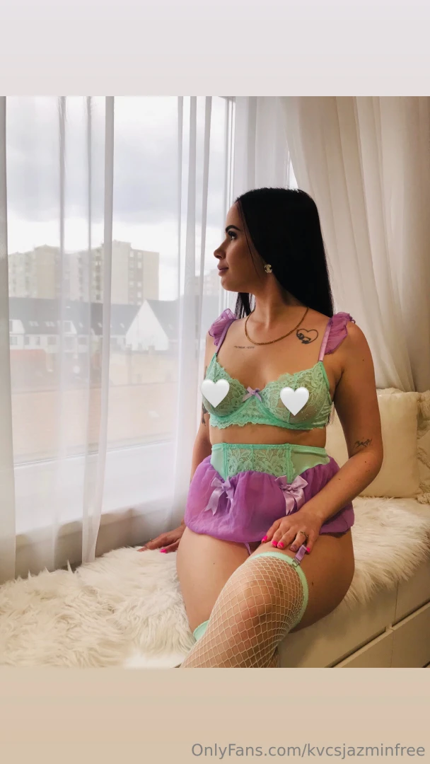 Gyere t a vip oldalamra most f l ron onlyfans com kvcsjazmin 