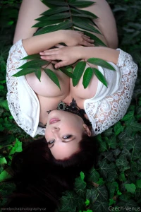 Hopefully this photo brightens up your work week douf m e ti tato