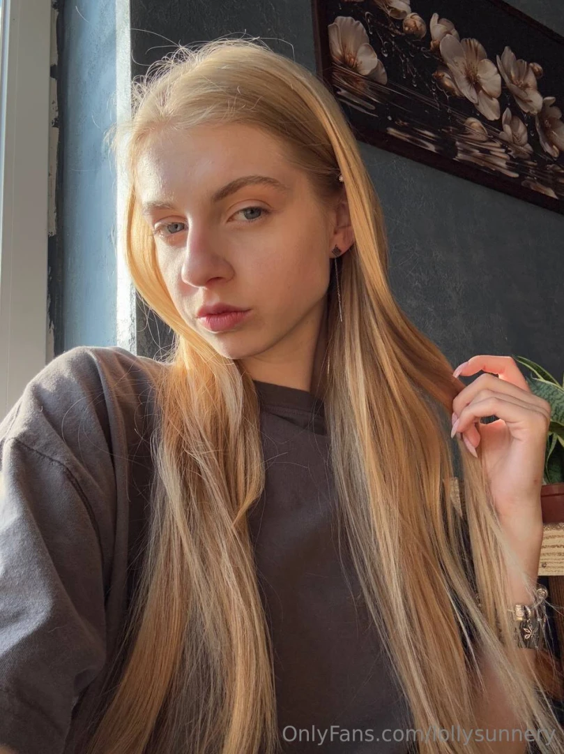 They say that every person is a story that you can read in their eyes 