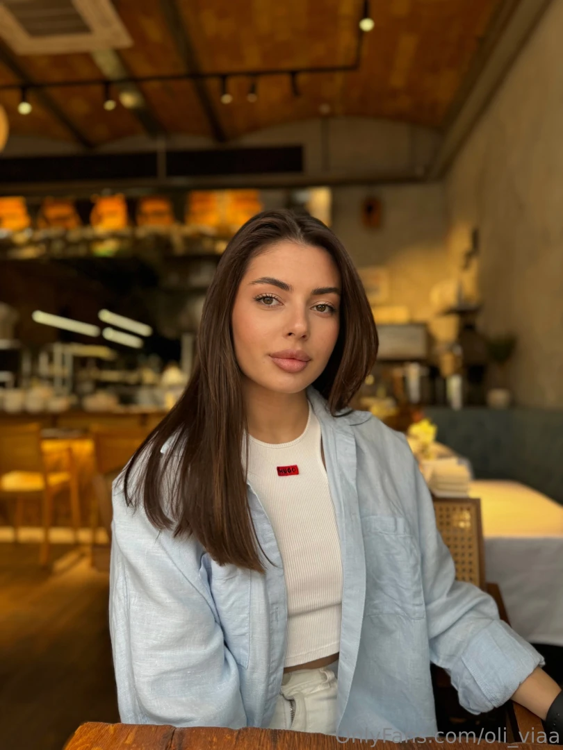 Don t try to understand me rather just enjoy my presence 