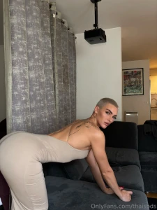 J essaye de perfectionner ma cambrure une note sur 10 -------- i m