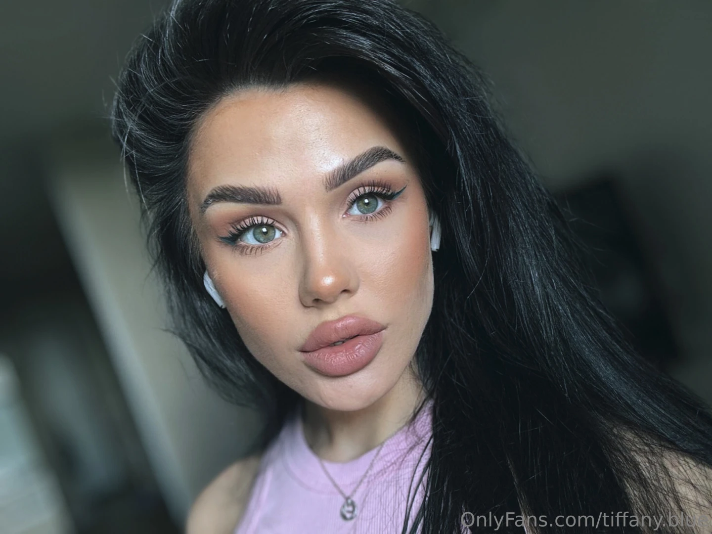 To be honest sometimes i don t know what color my eyes are sometimes 