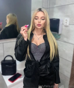 One kiss from me and you ll never forget it where should i leave my