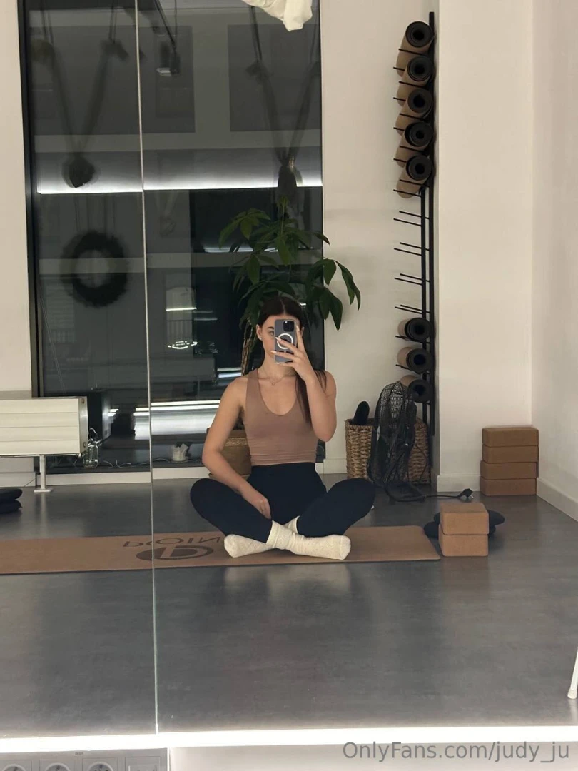 Today the weather is so gloomy as if nature also decided to keep quiet 