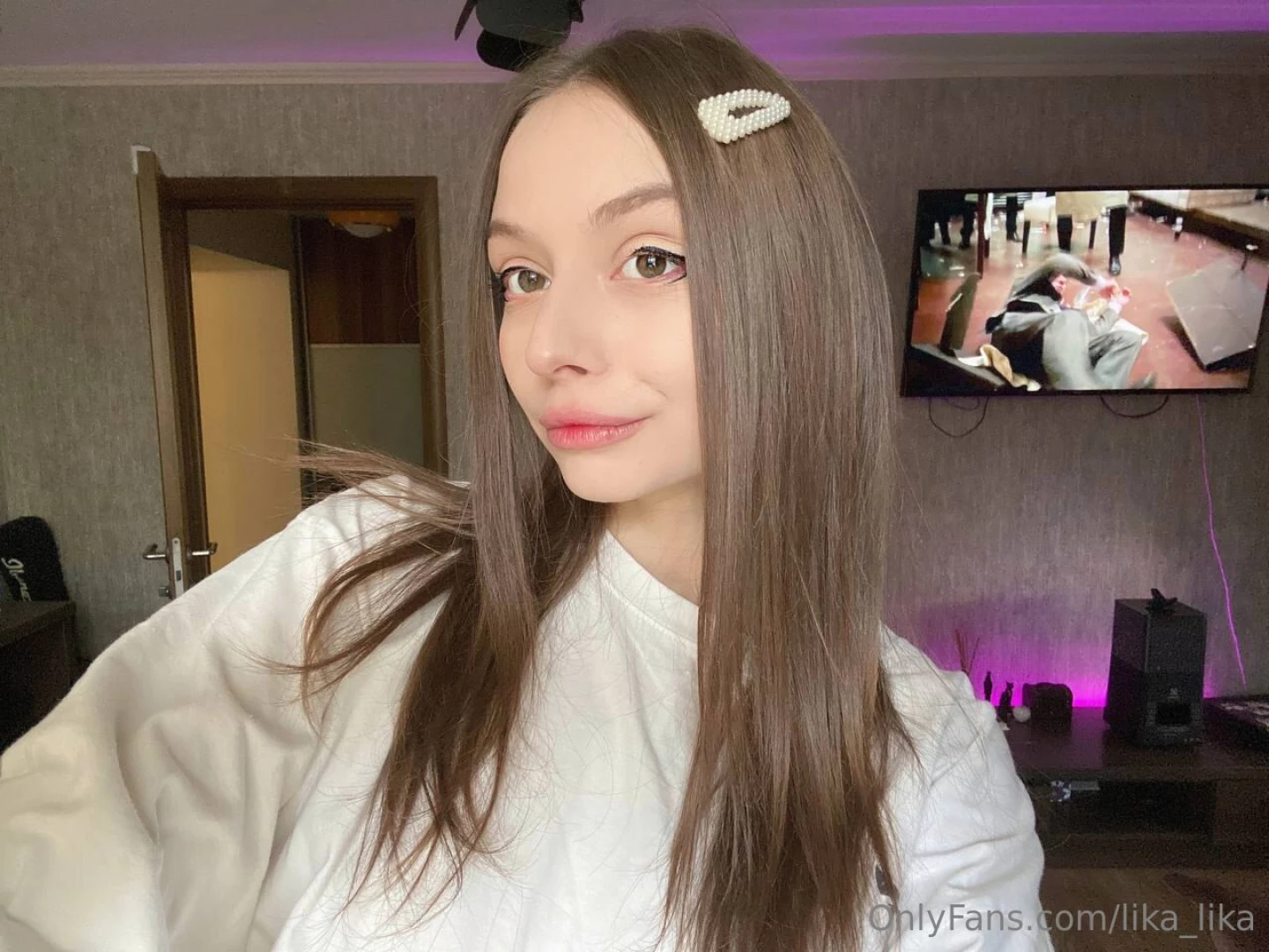 The world is so big and time is so short don t put your dreams on hold 