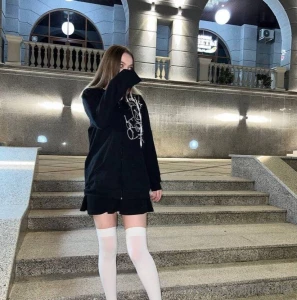 I just love walking around on cool evenings and taking pictures in