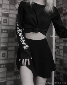 Do you like to imagine what s under that pretty girl s skirt depraved part 1