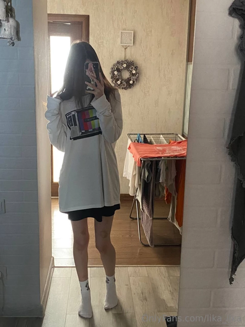 I love my skinny legs and i love taking pictures of them i d love for 