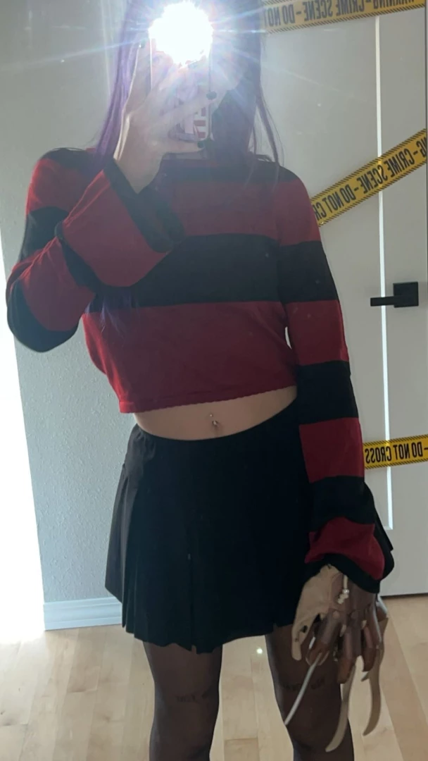 My cute summerween outfit who knows who i am dressed as part 1 