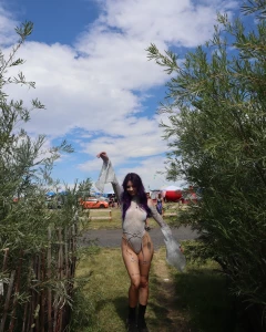 Go with the floww