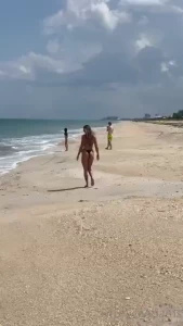 Can t believe i didn t have any beach content before this shall i get