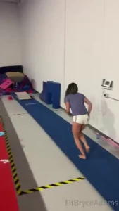 I am not a gymnast lol watch this hesitation