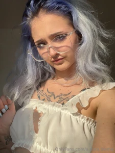 First one to tip tip me 25 and get a super naughty cum bundle worth