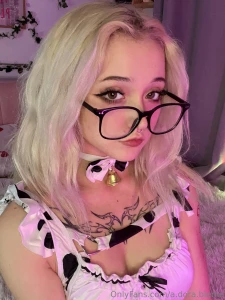 Only 1 spot first person to tip 40 gets a bundle of 40 videos worth