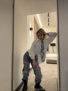 Hottie student or a nice coworker