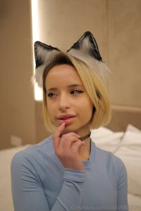 Trying to get if these kitty ears suits me or not