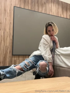 I feel like i m a slightly different person every day isn t it cool to