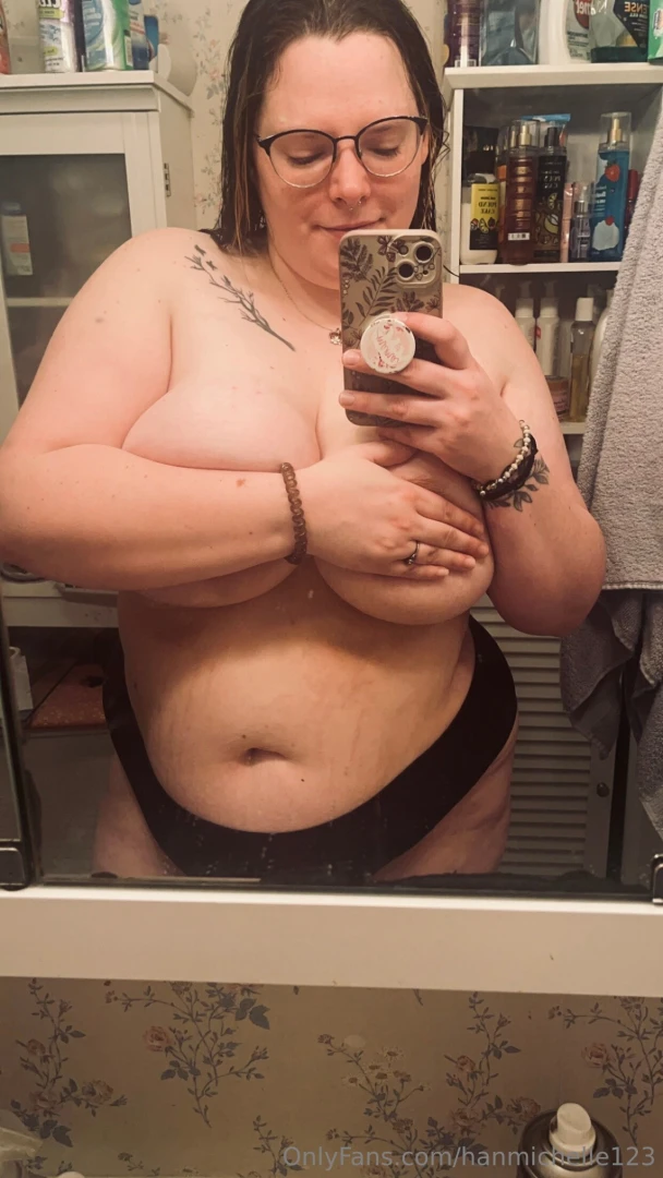 Good morning babes i really don t want to go into work on this cold 