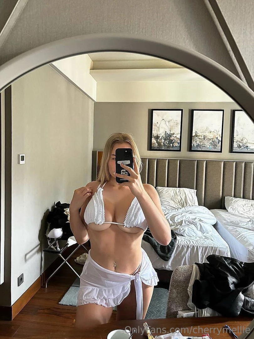 Dress or the bikini 
