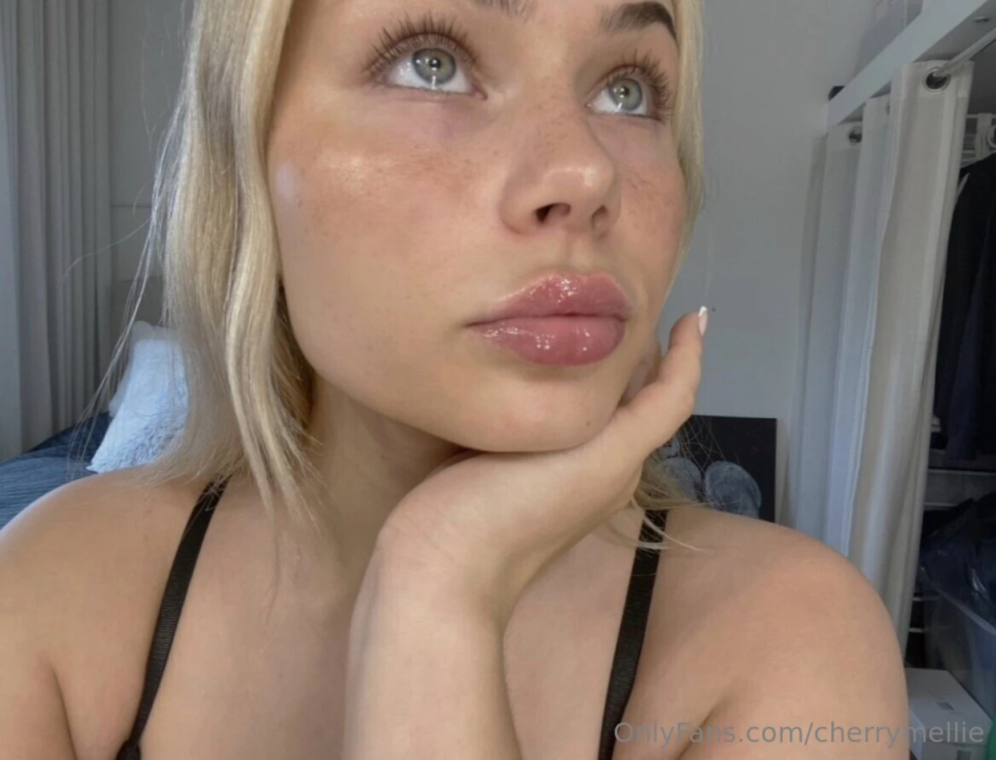 I ll let you guess what i m thinking about 