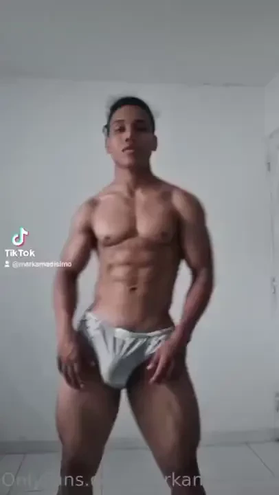 Sabe que le voy a dar mmm aa uuuu 