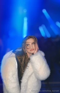 When your friend invites you to a party but you re a chemistry nerd