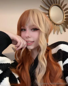 Hi lunaaablaze this is my friend she is very beautiful and wants hot part 216