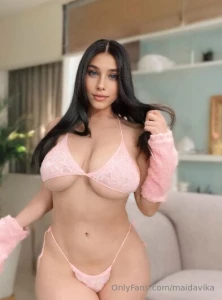 This pussy lorraine_kisss sweet like candy nbsp she knead her wet part 93