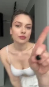 U lookin