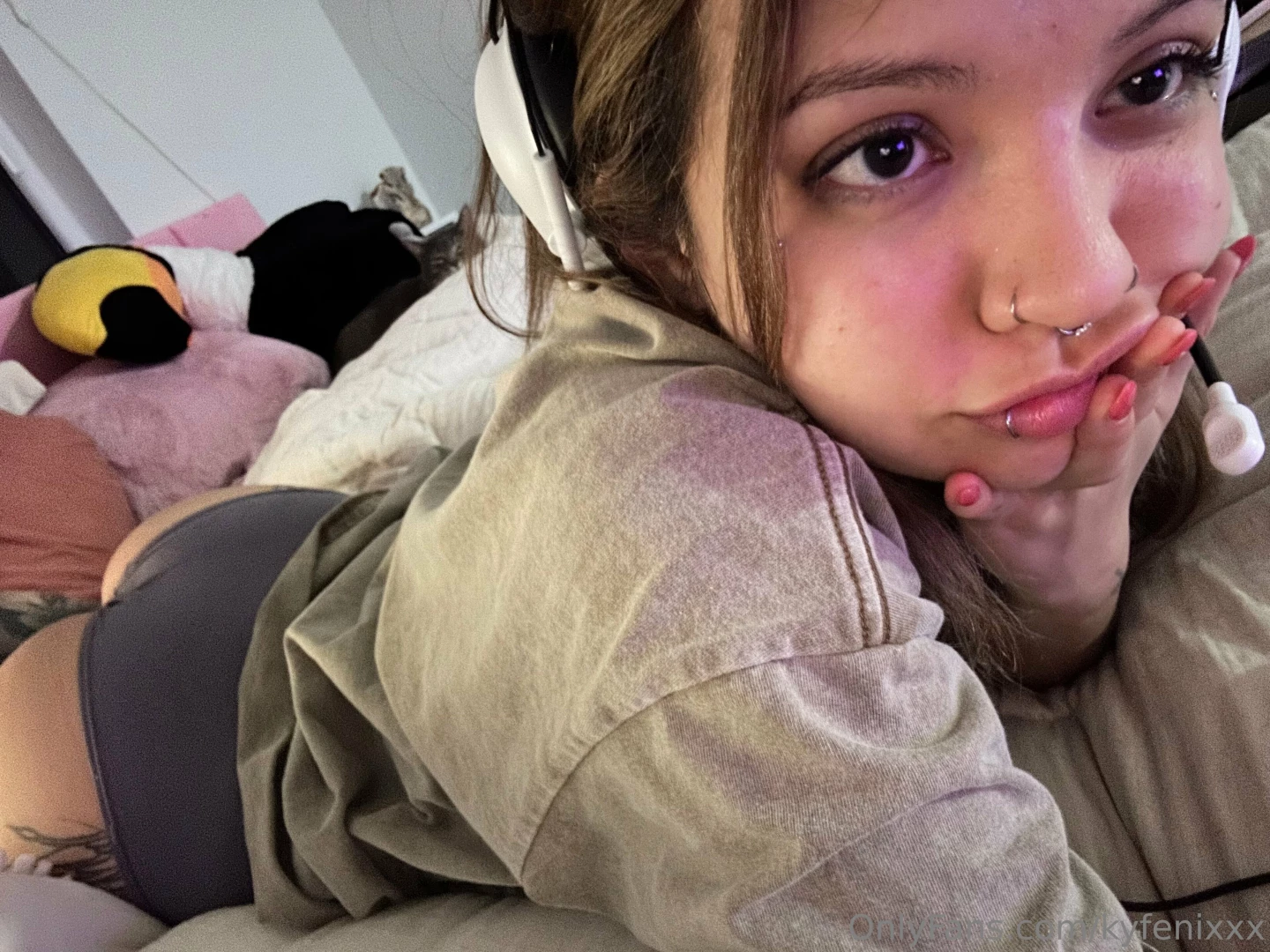 Can i be your gamer girl 