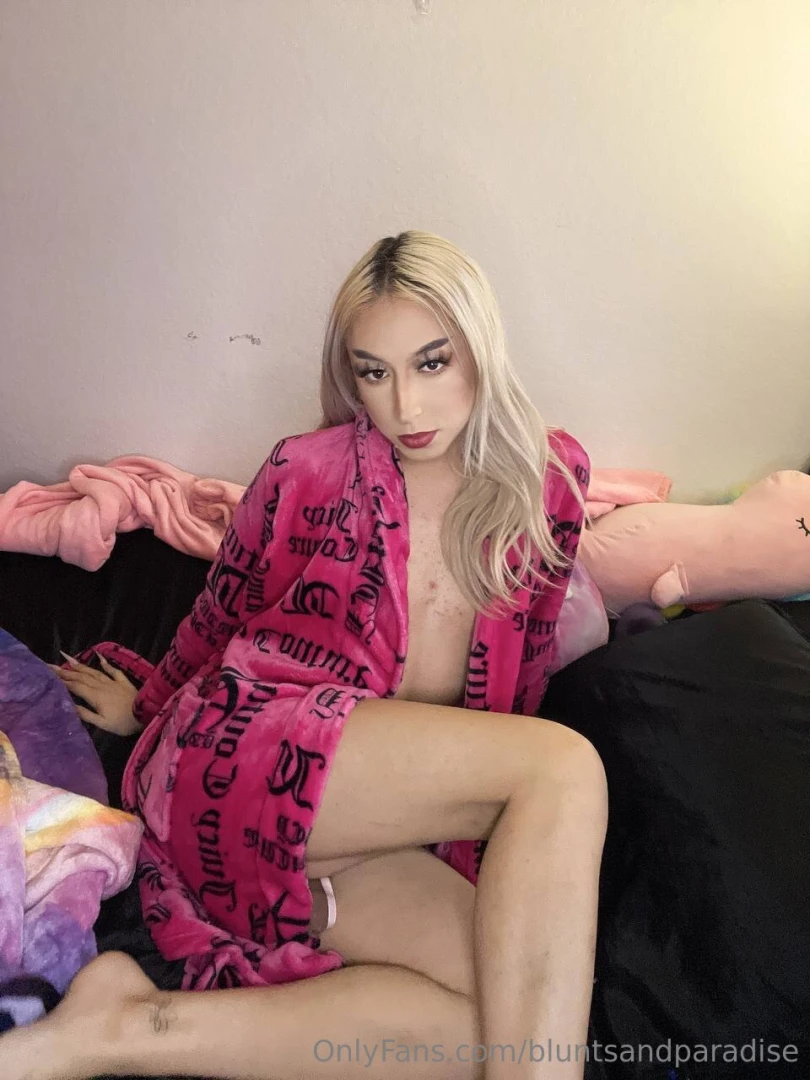 What s running through your mind as you look at me 