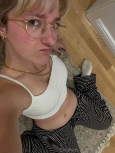 Hello please i need help quick send me a dm