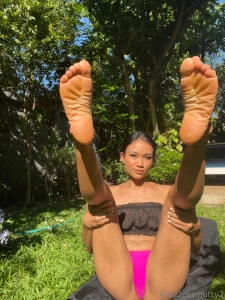 Sunshine on my soles come and enjoy this beauty part 4