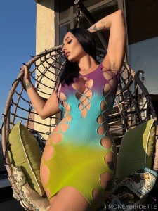 This outfit definitely not staying on long