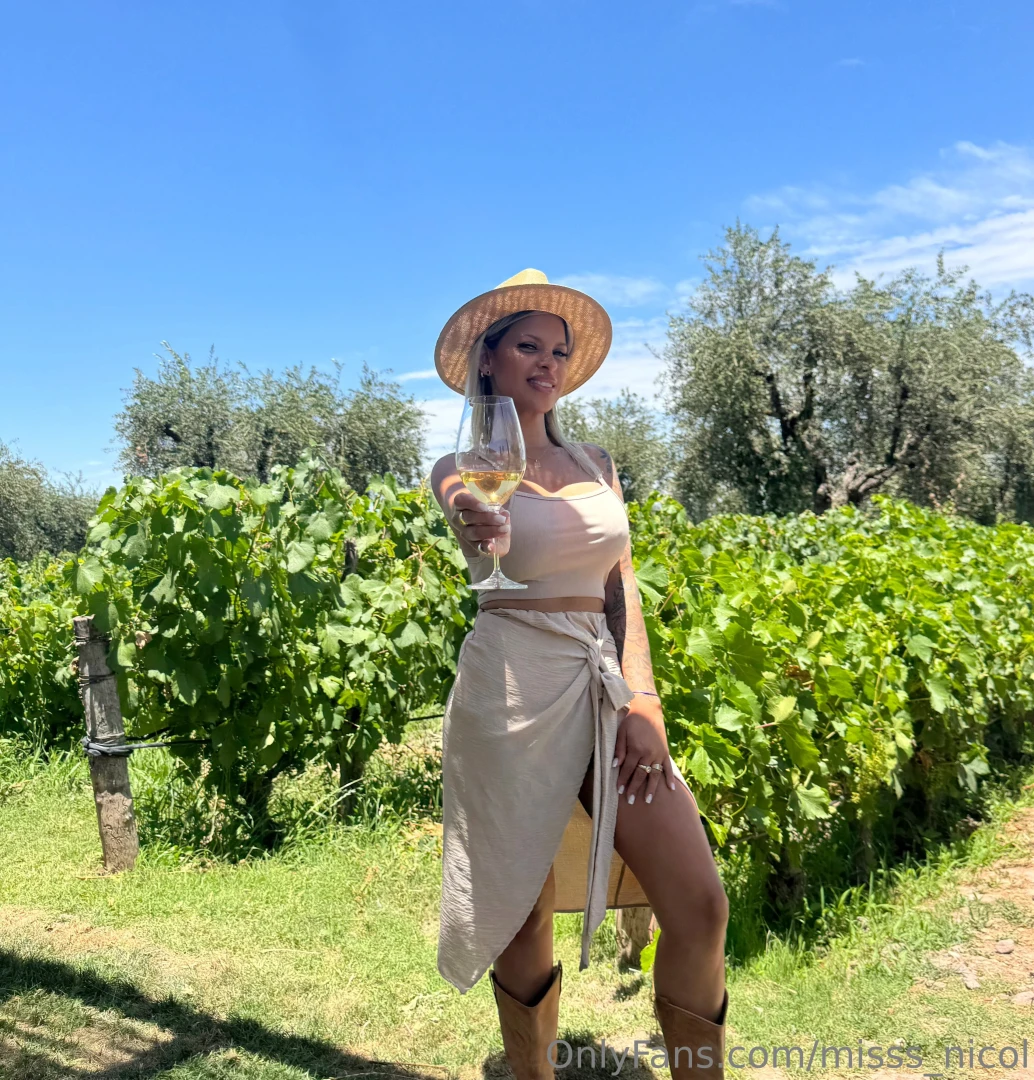 There are so many little things in life that make us really happy this 