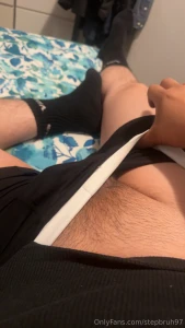 Who wants to see my cock